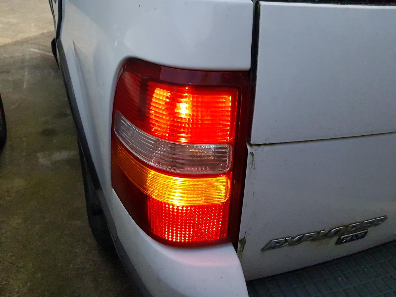 Ford Explorer - UT 2005-2007