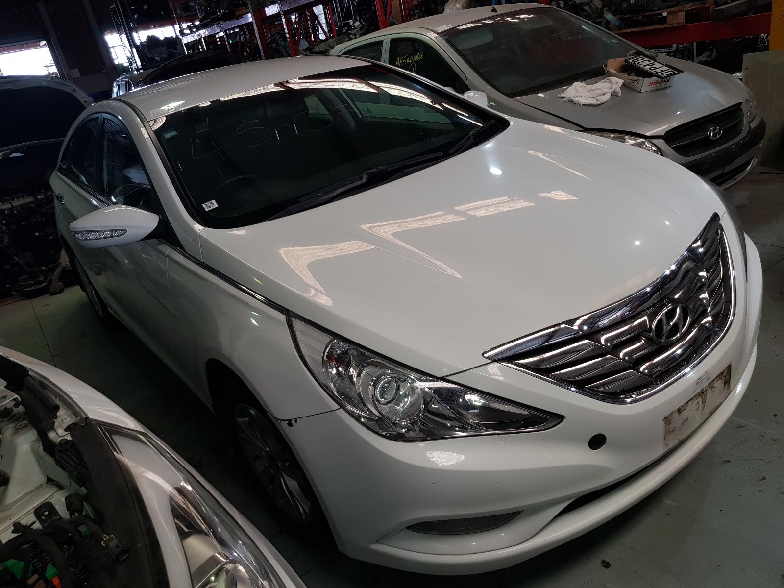 Hyundai i45 - 2010-2013