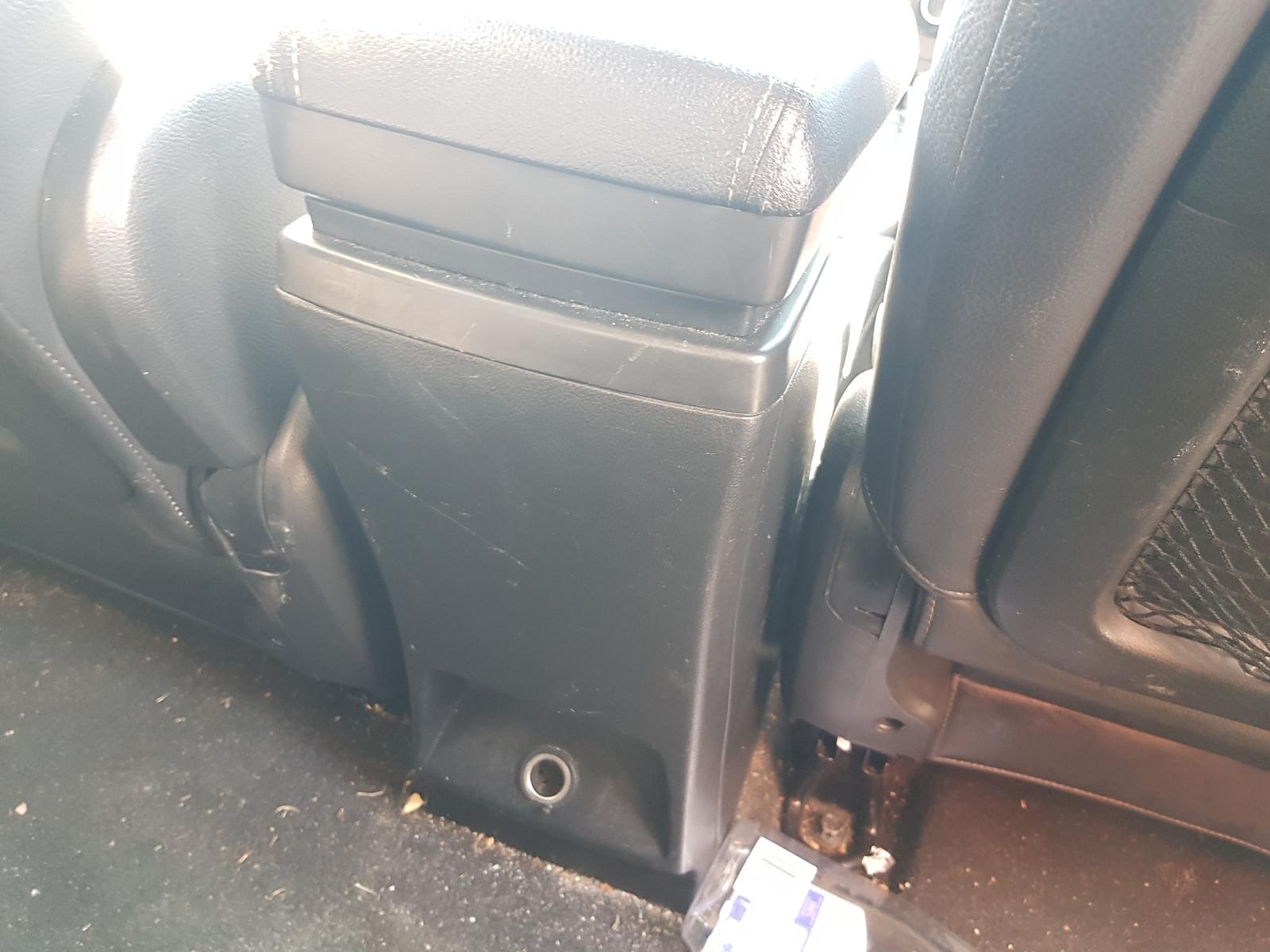 Holden Captiva - Captiva 7 2011-Present