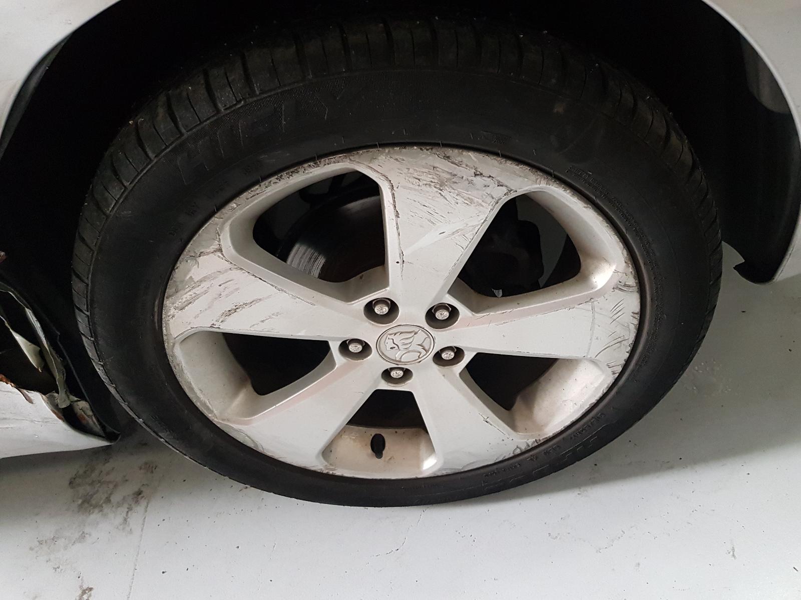 Holden Cruze - 2009-Present