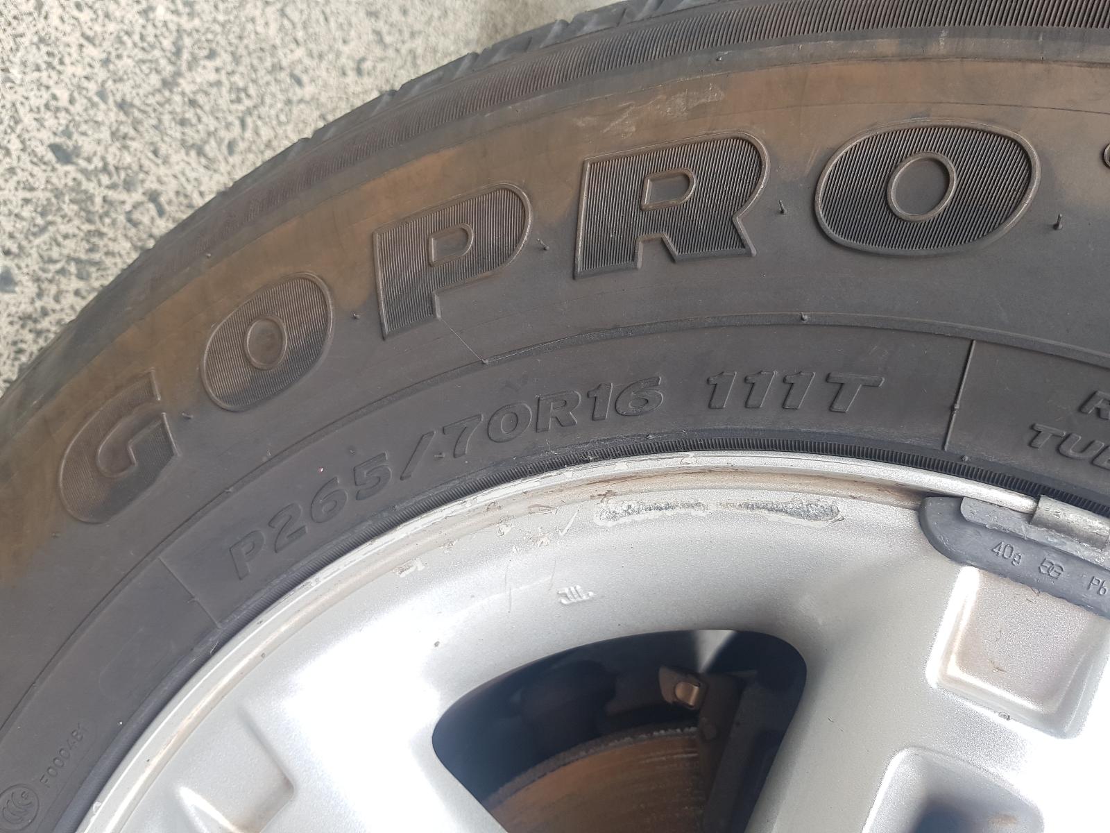 Ford Explorer - UT 2001-2005