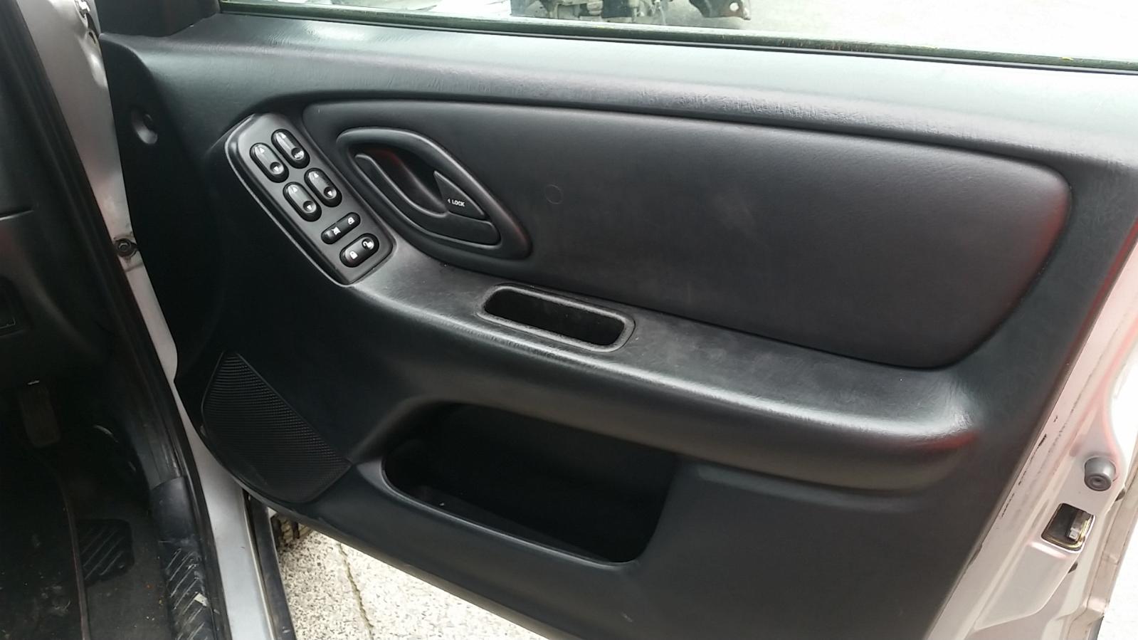 Ford Escape - EP 2001-2003