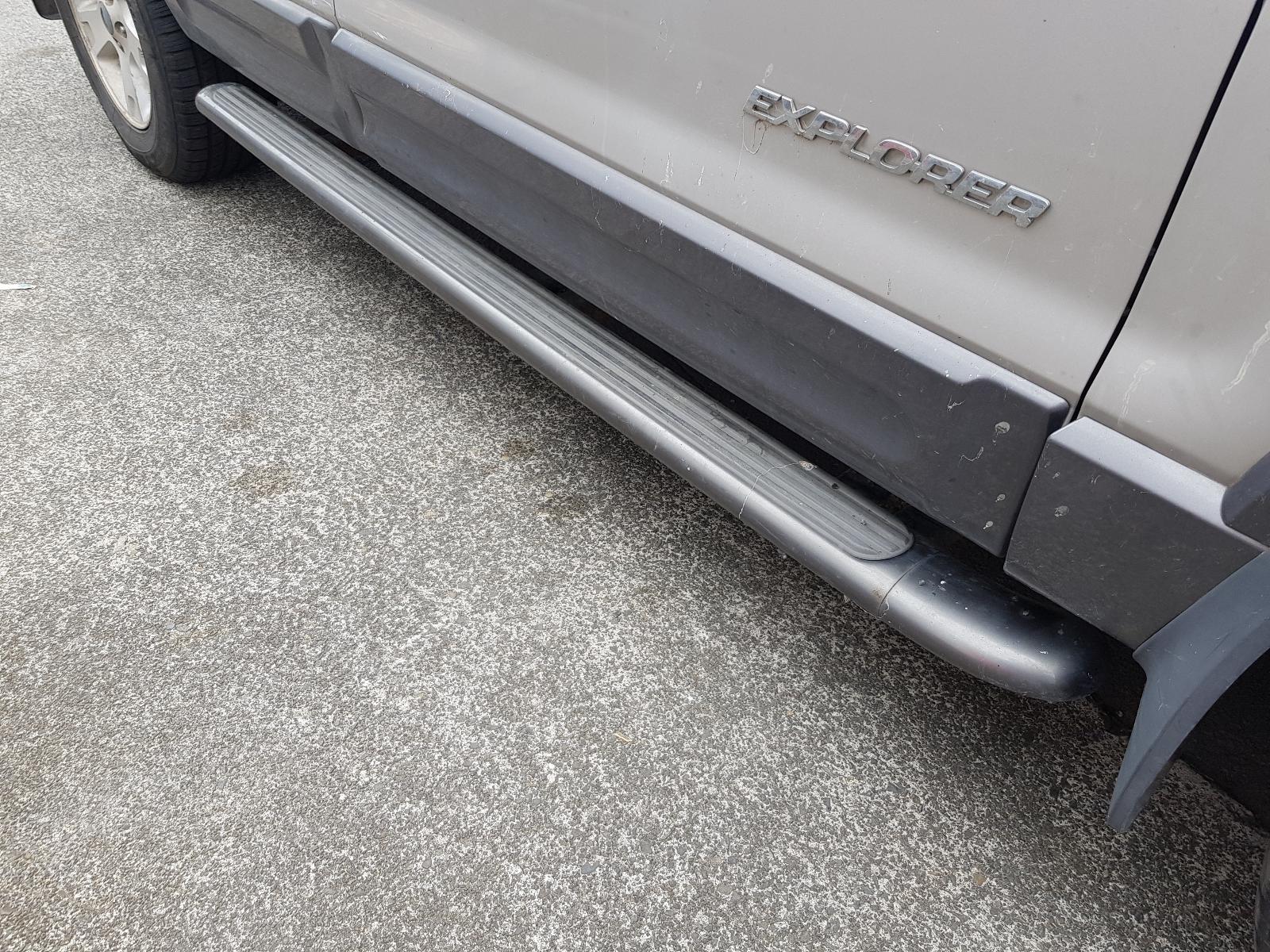 Ford Explorer - UT 2001-2005