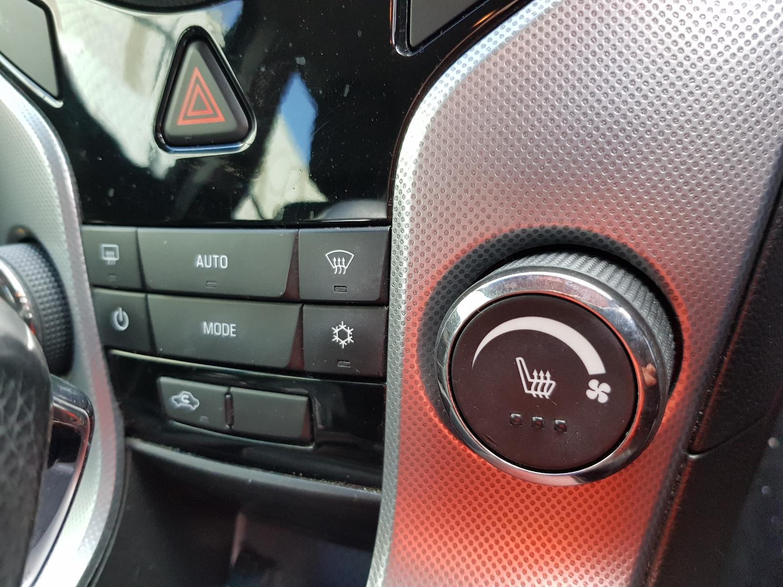 Holden Cruze - 2009-Present