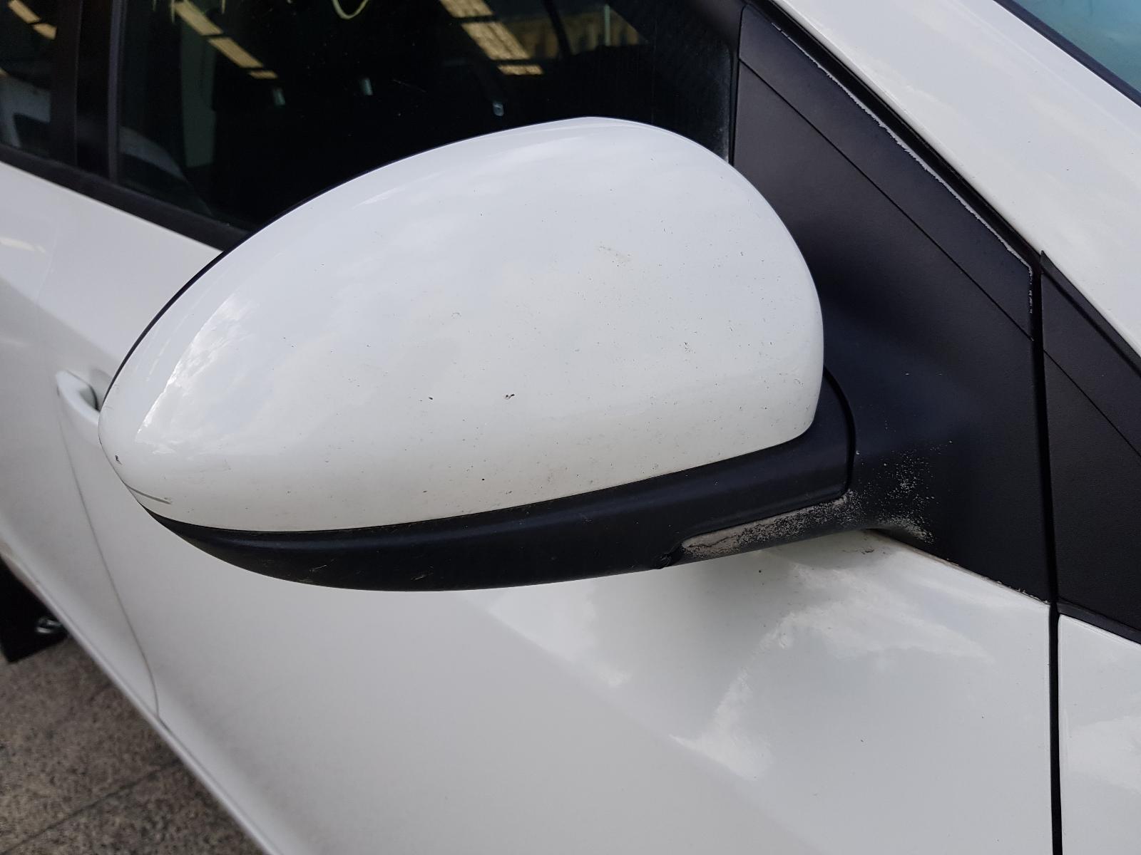 Holden Cruze - 2009-Present