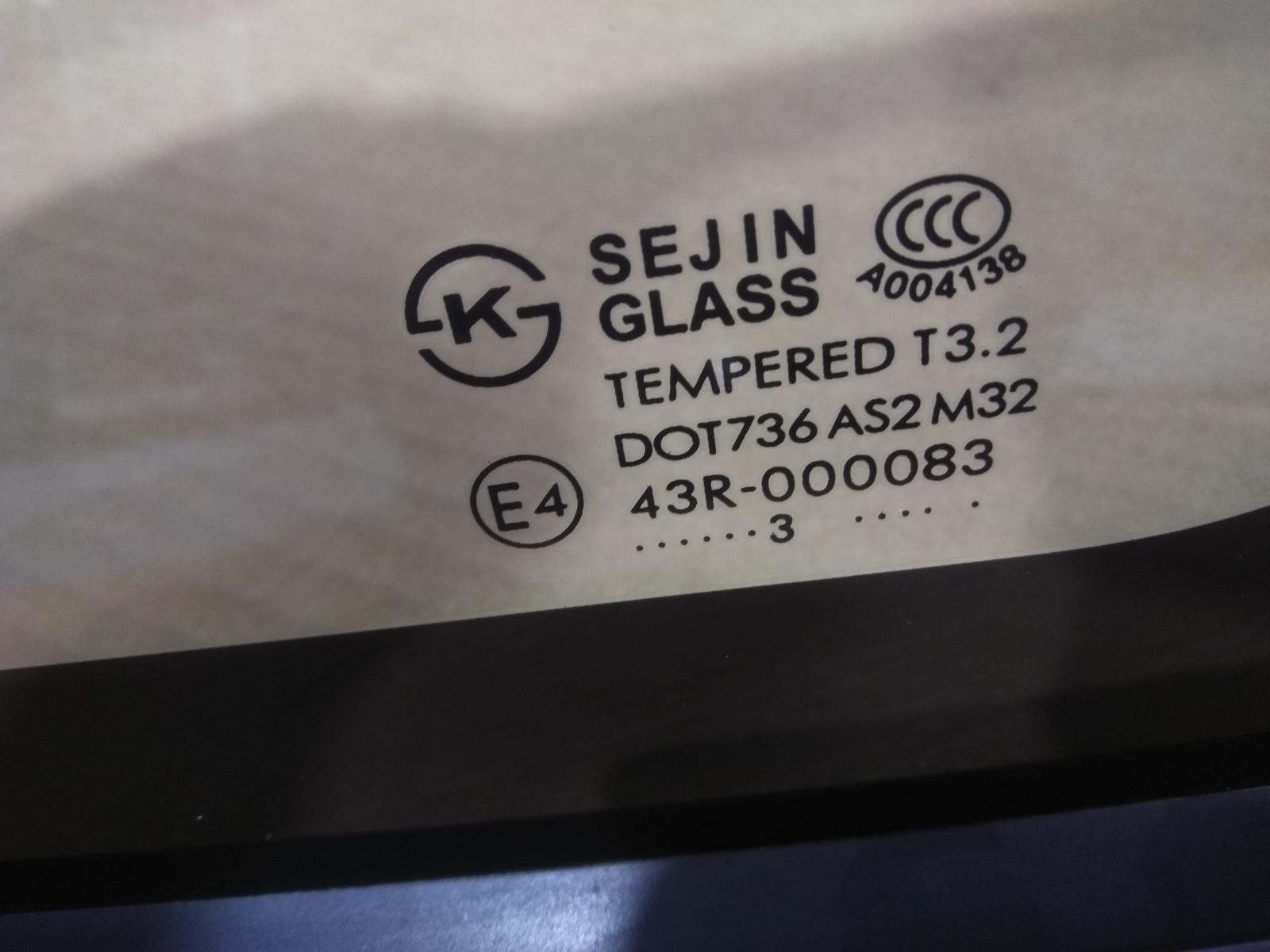 Right_Rear_Side_Glass