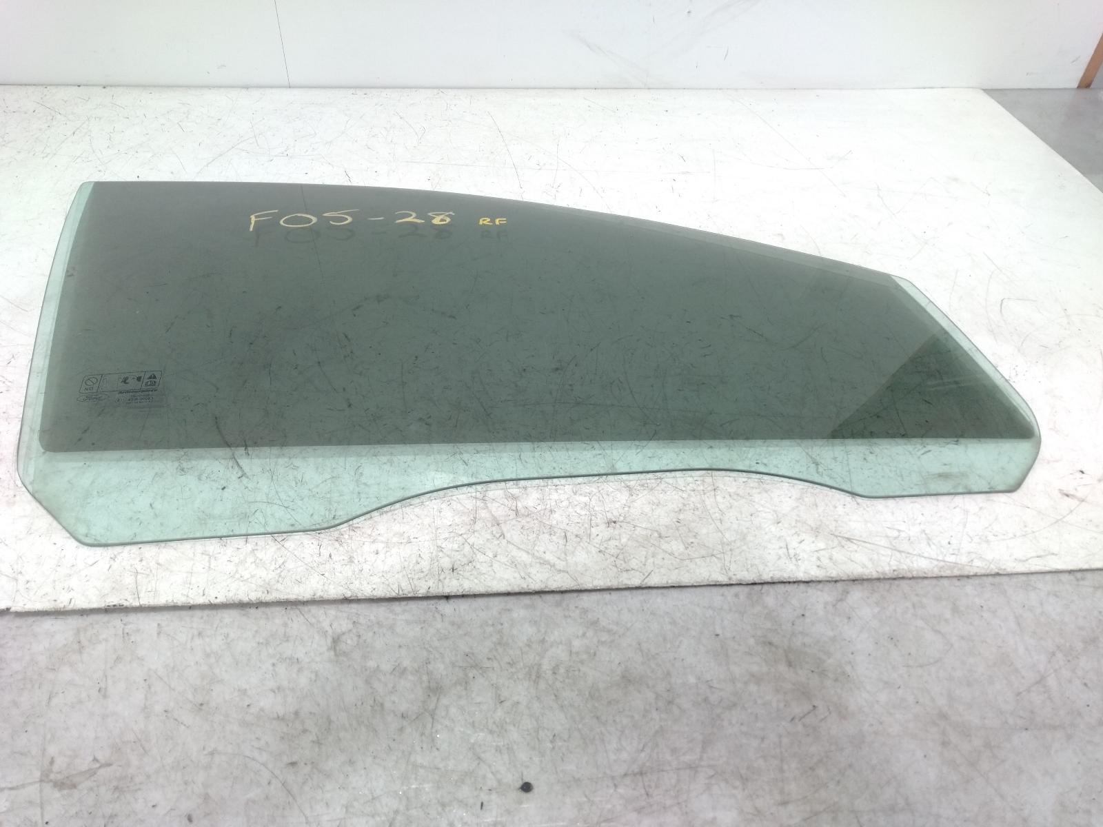 Right_Front_Door_Window