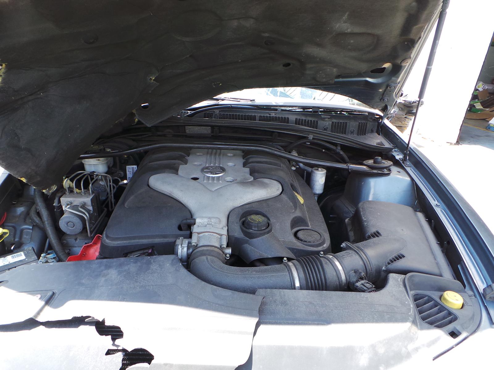 Holden Adventra - VZ 2005-2007