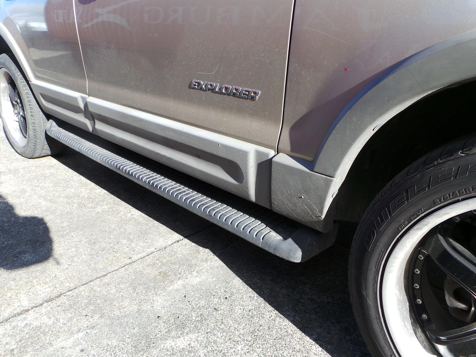 Ford Explorer - UT 2001-2005