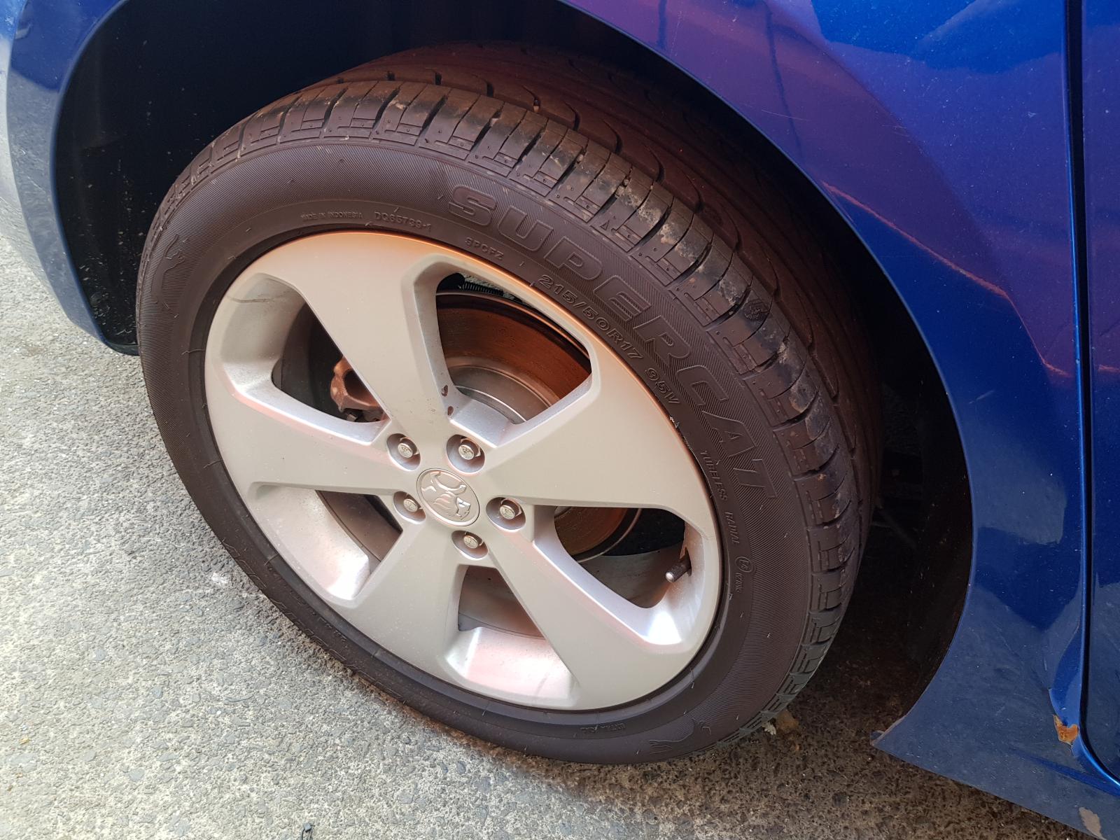 Holden Cruze - 2009-Present