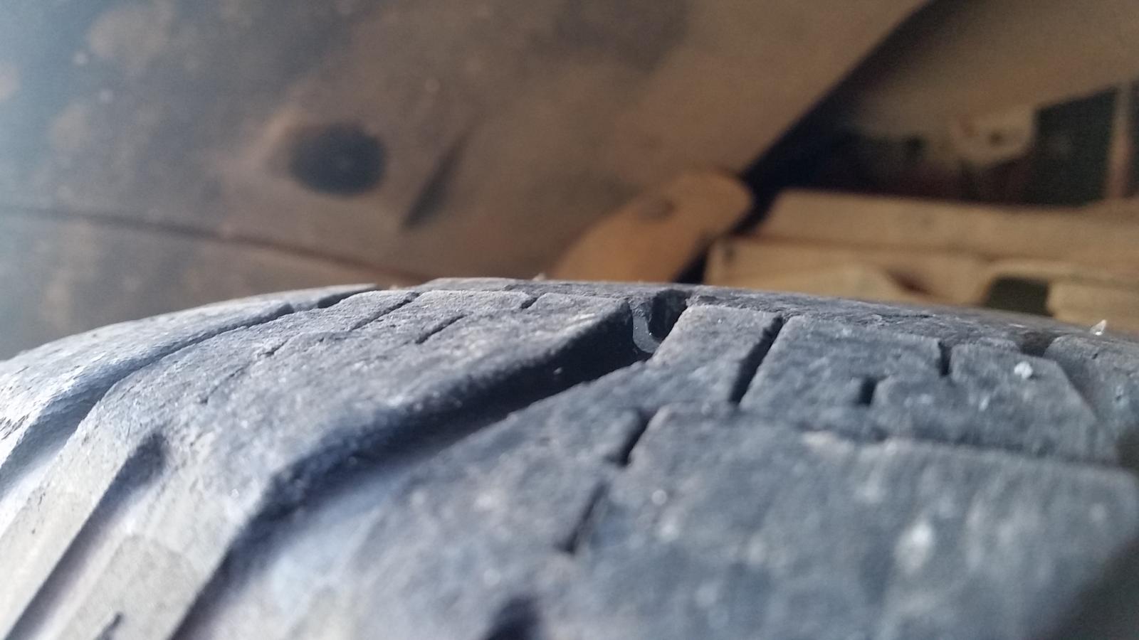 Ford Explorer - UT 2001-2005