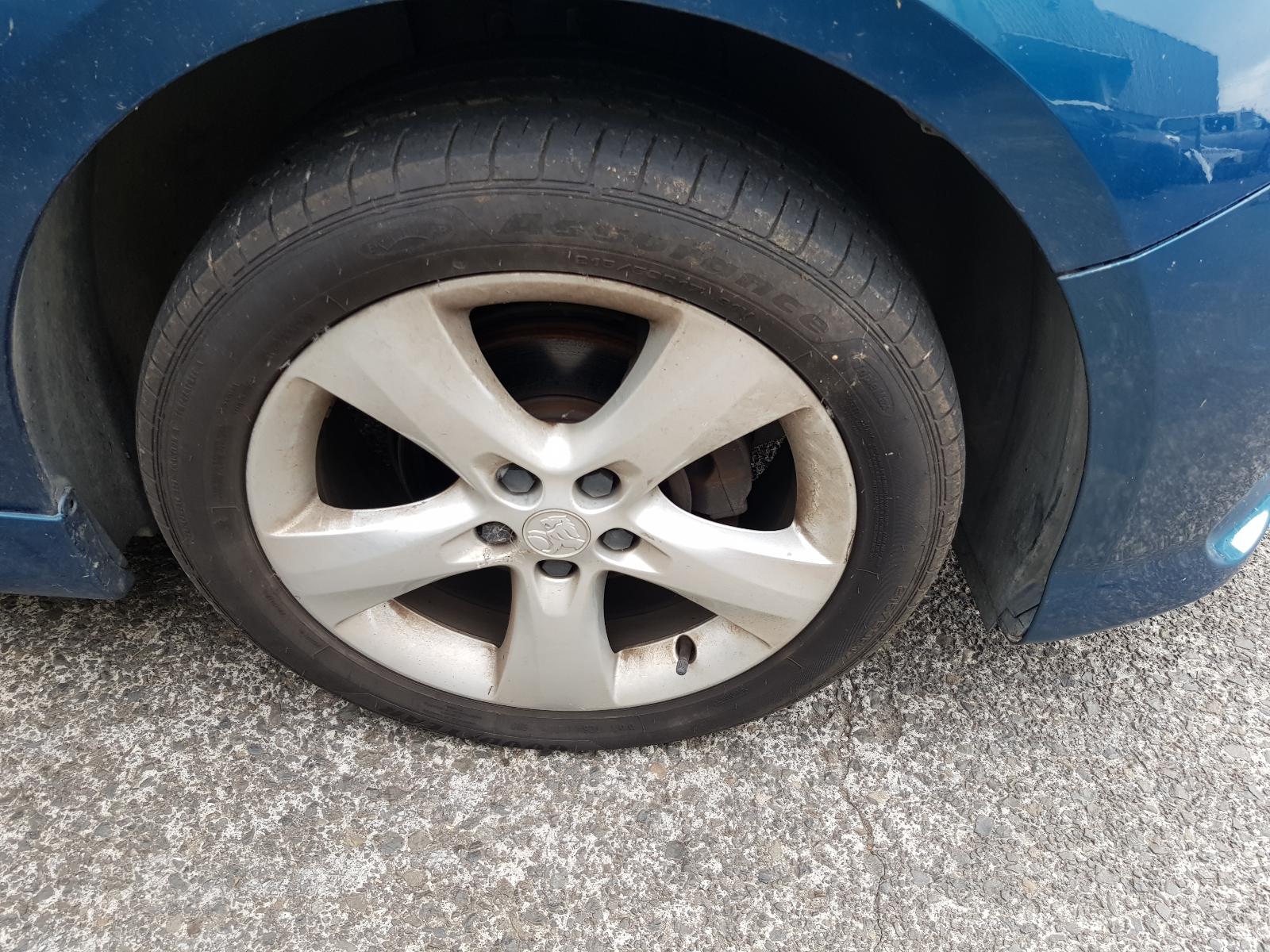 Holden Cruze - 2009-Present