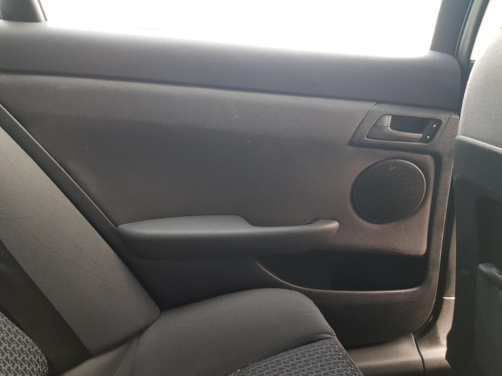 Holden Commodore - VE Omega 06-