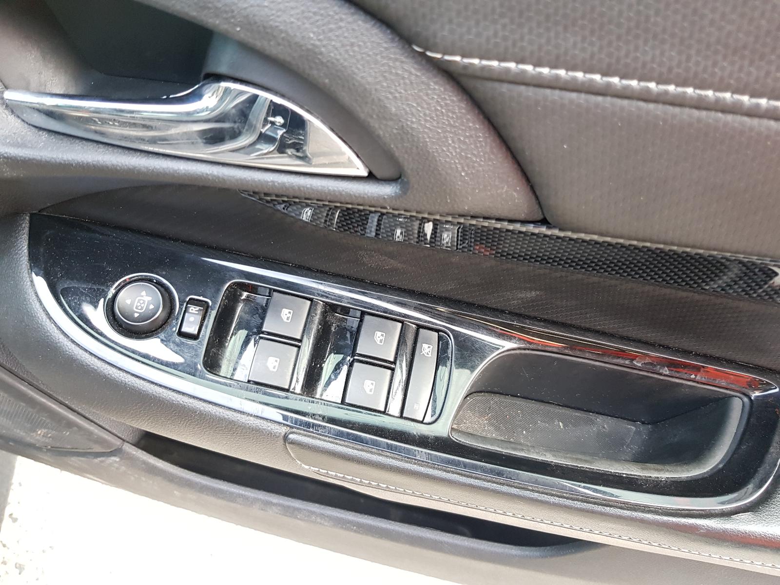 Holden Commodore - VF 2013-Present