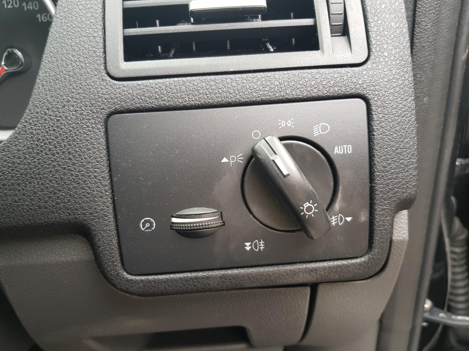 Ford Kuga - TE 2012-2013