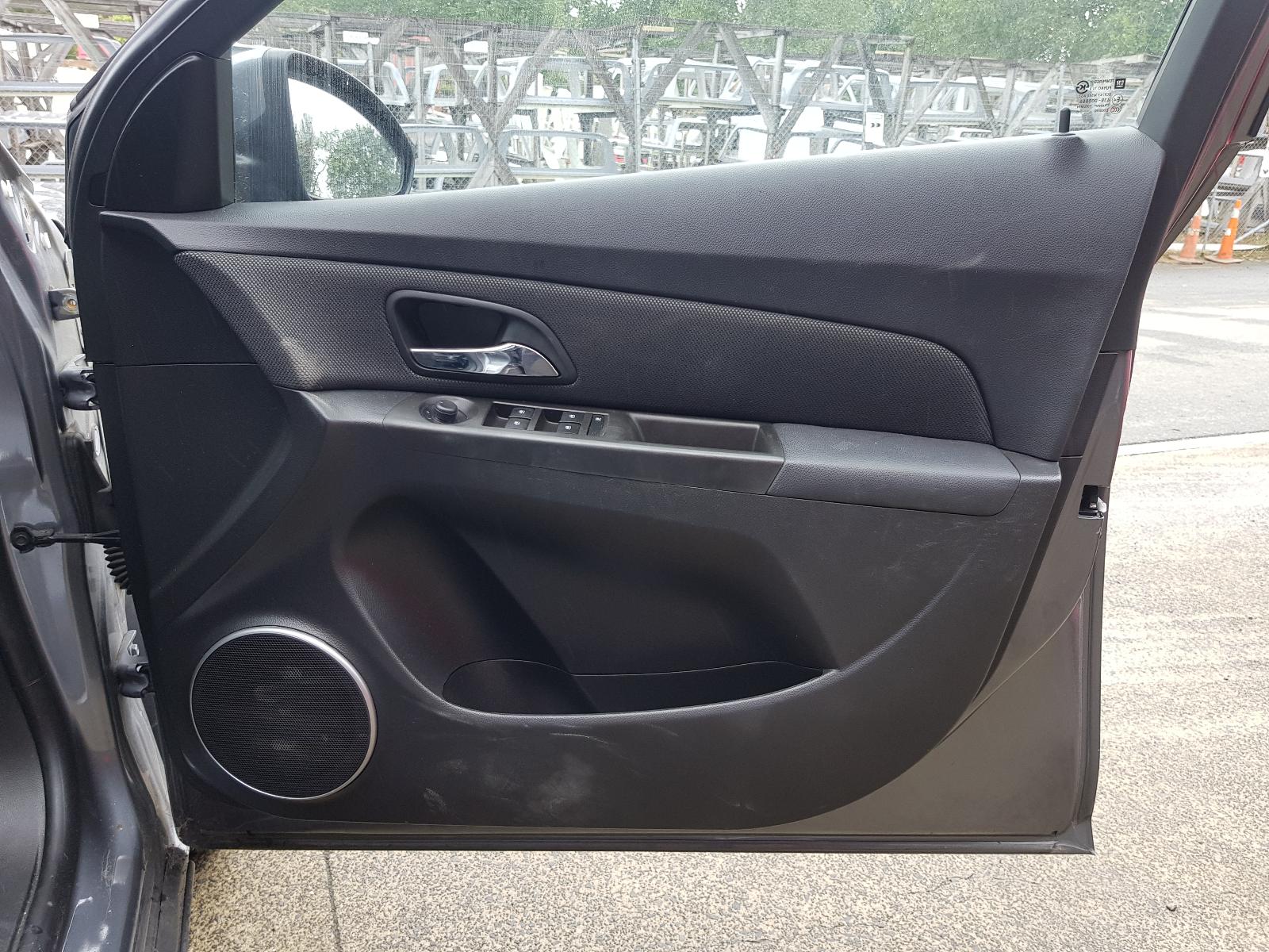 Holden Cruze - 2009-Present