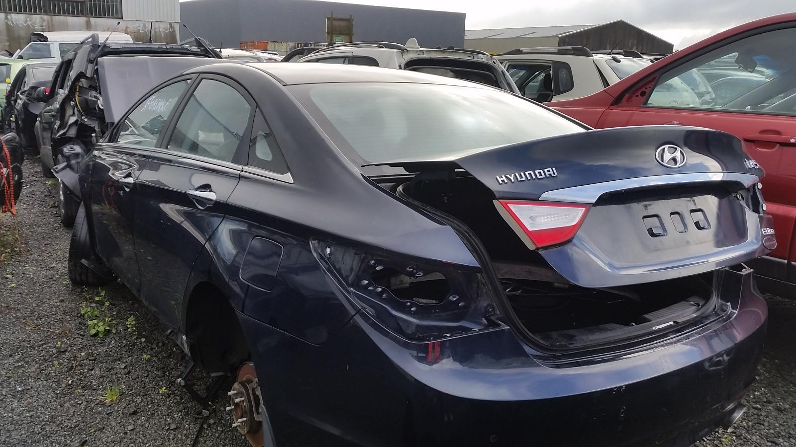 Hyundai i45 - 2010-2013