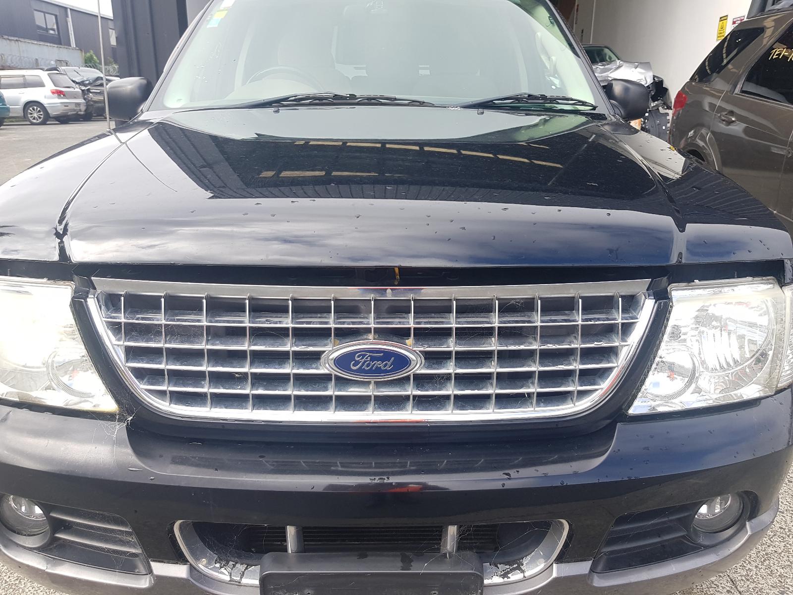 Ford Explorer - UT 2001-2005