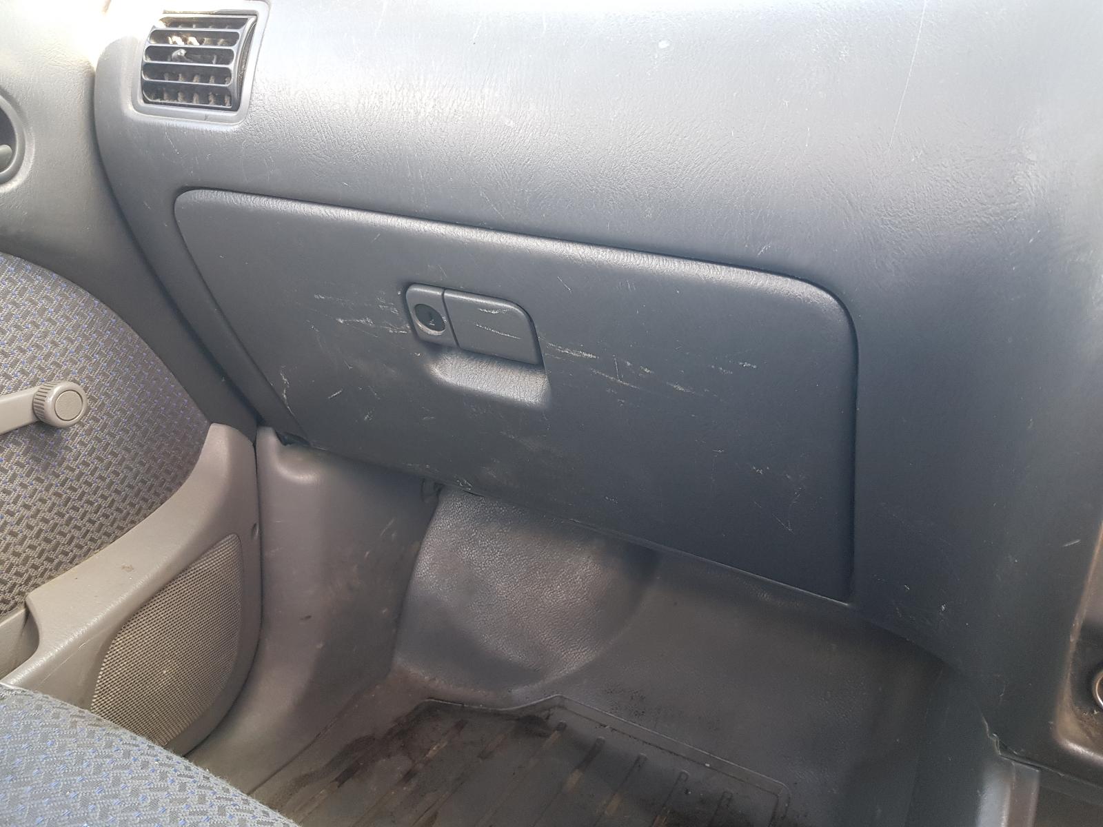 Ford Courier - 03-05