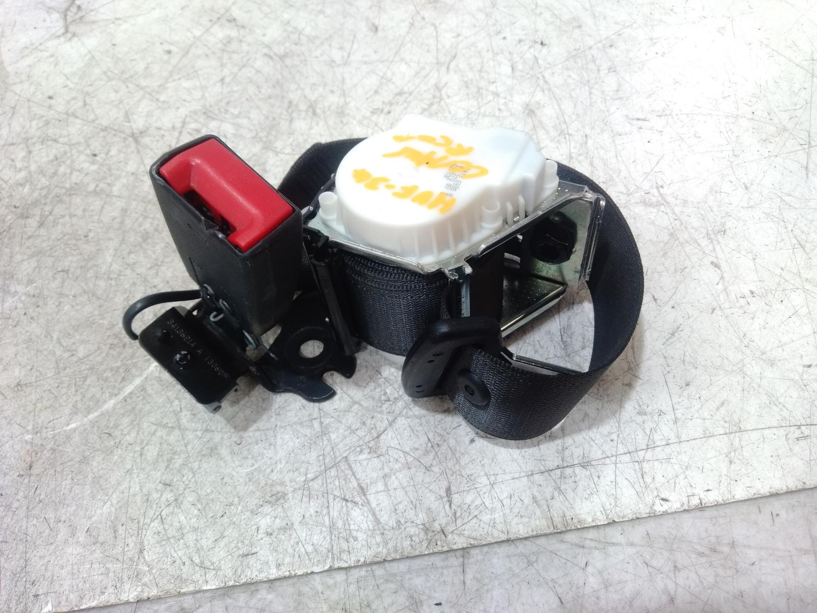 Seat_Belt_Stalk