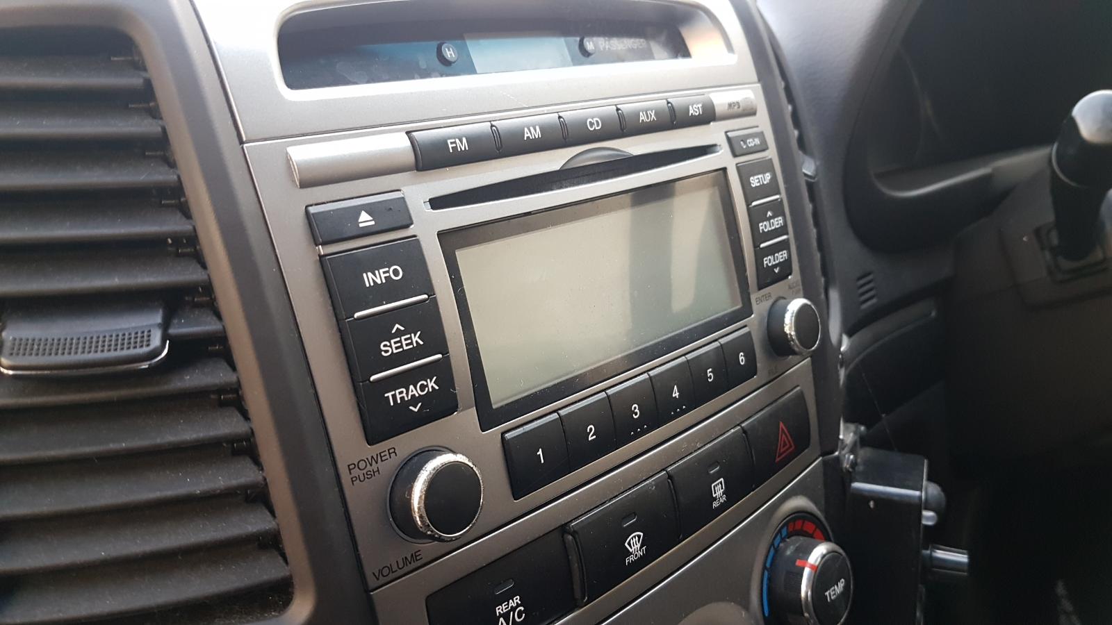 Hyundai Santa Fe - 2006-2012