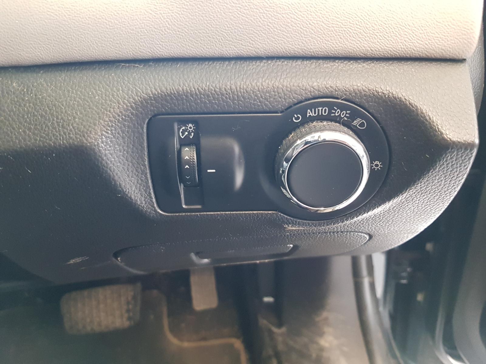 Holden Cruze - 2009-Present