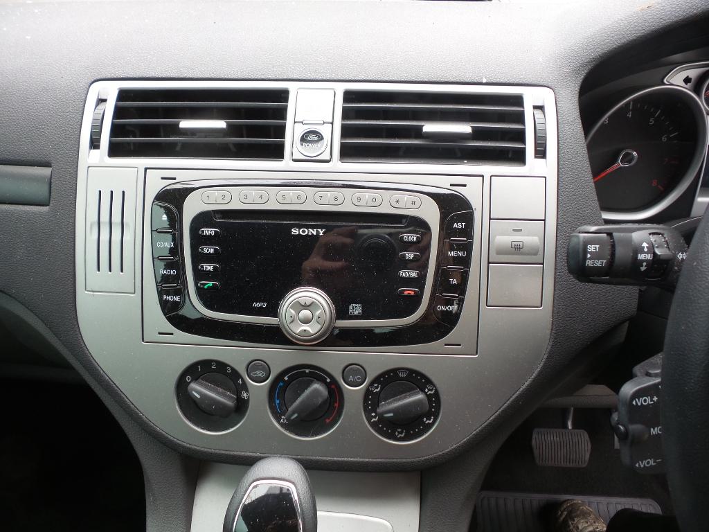 Ford Kuga - TE 2012-2013