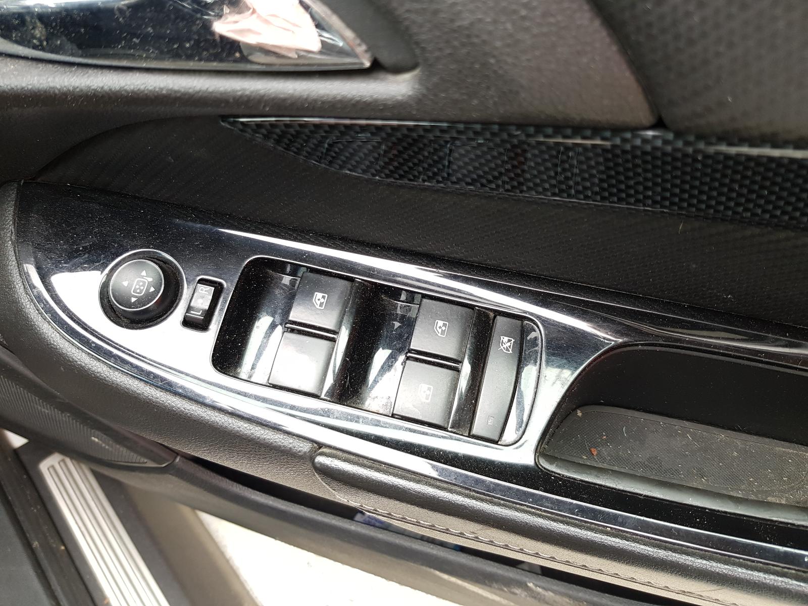 Holden Commodore - VF 2013-Present