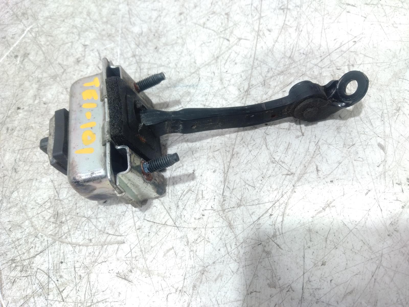 Door Hinge Runner
