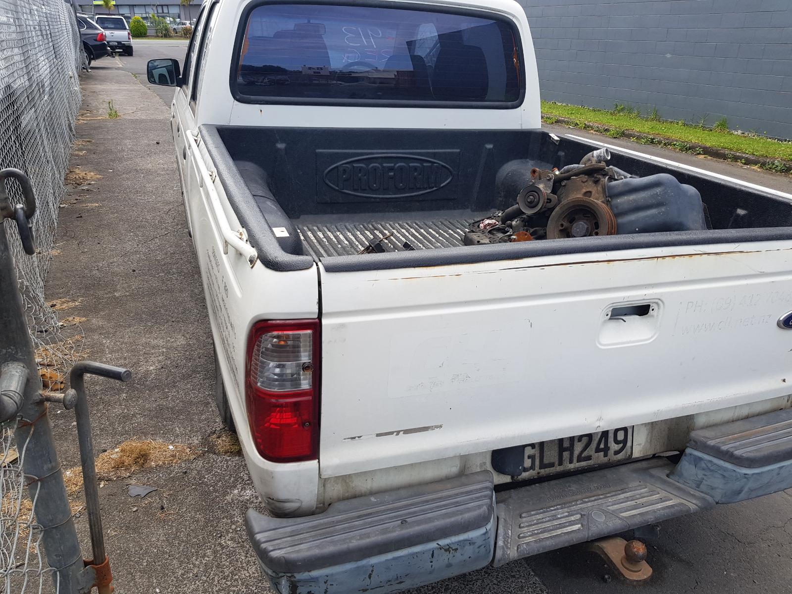 Ford Courier - UT 2005-2006