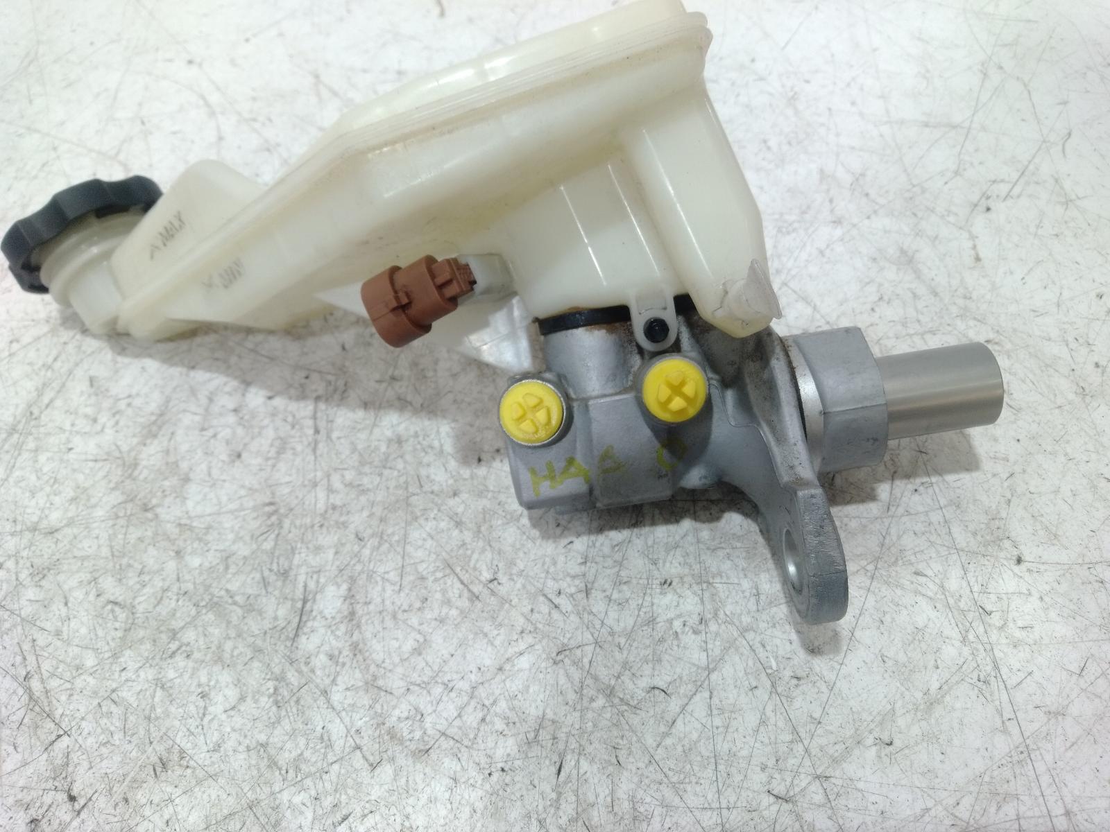 Master_Cylinder