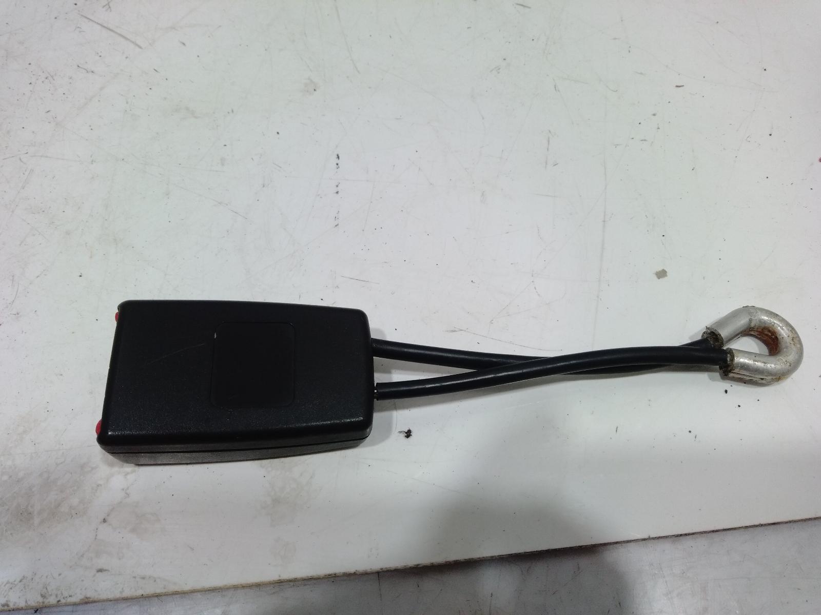 Seat_Belt_Stalk