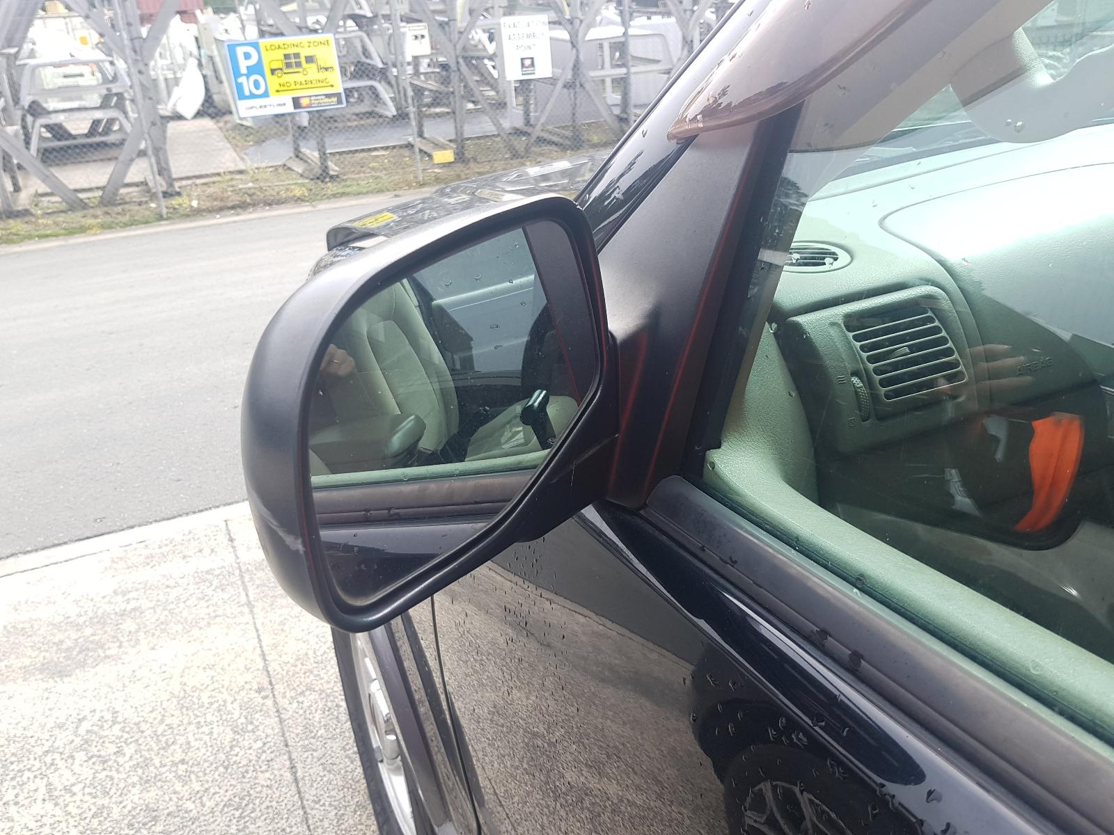 Ford Explorer - UT 2001-2005