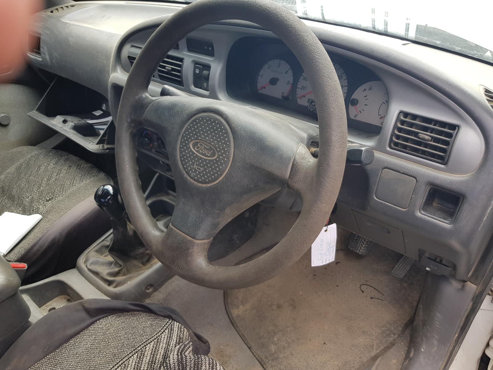 Ford Courier - UT 2005-2006