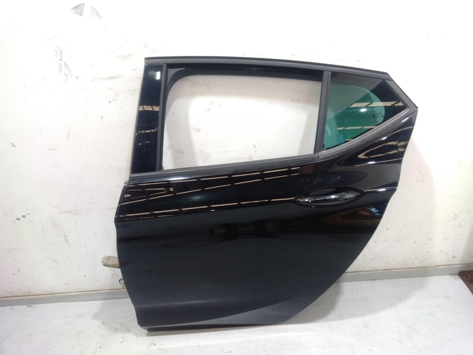 Left_Rear_Door_Sliding