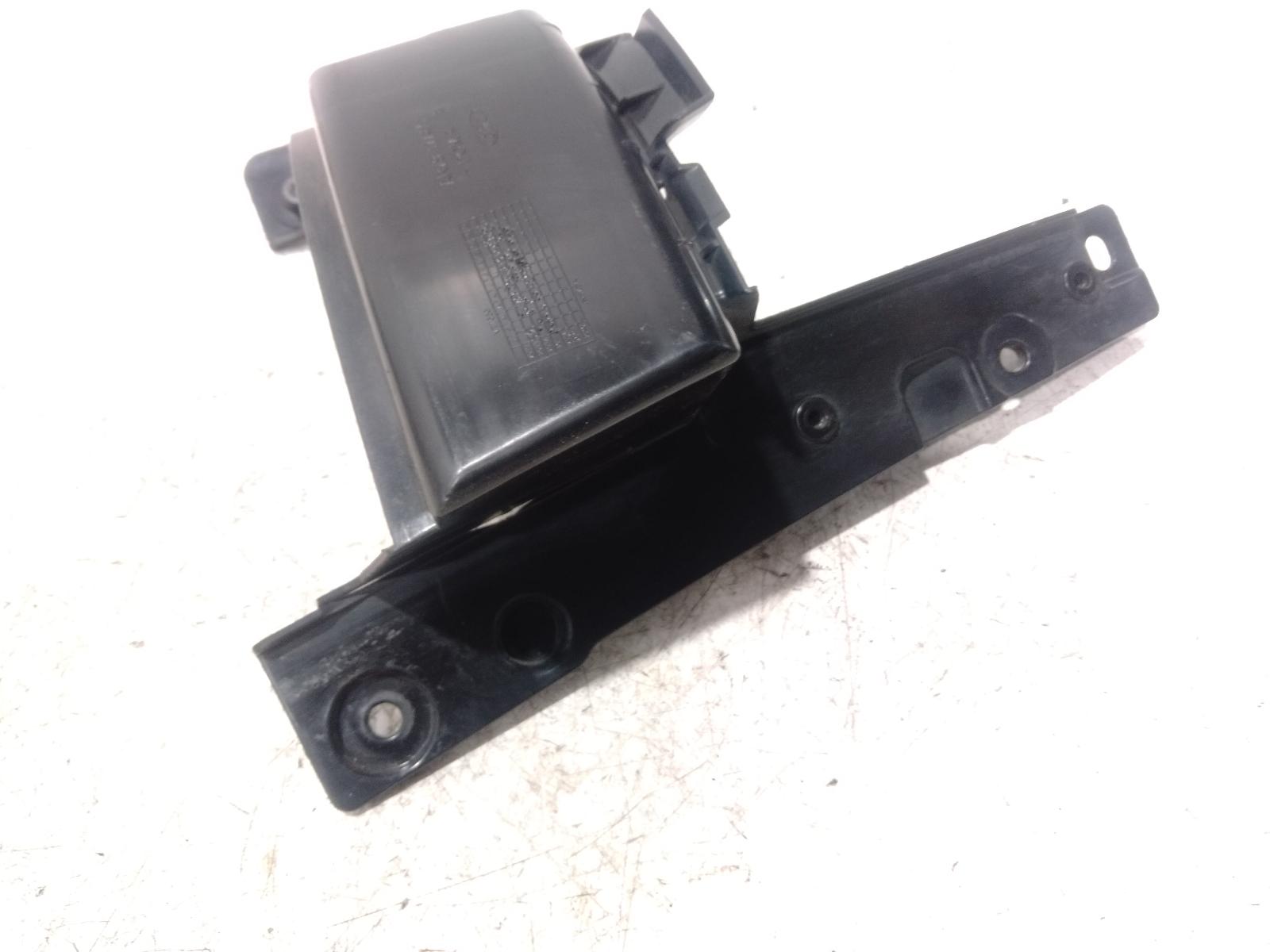 R Bar Bracket Reinfo