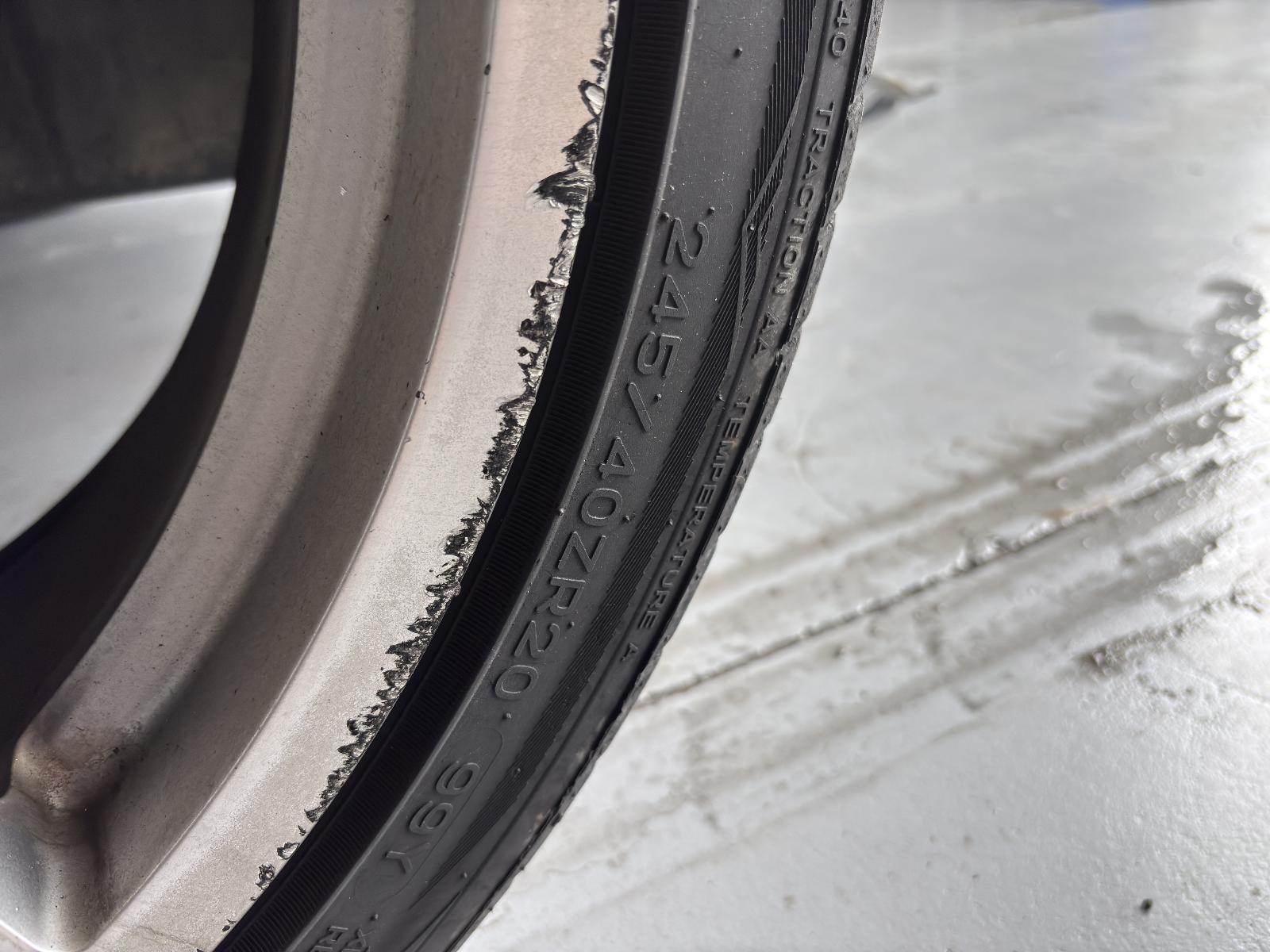 Ford Kuga - 2008-2012