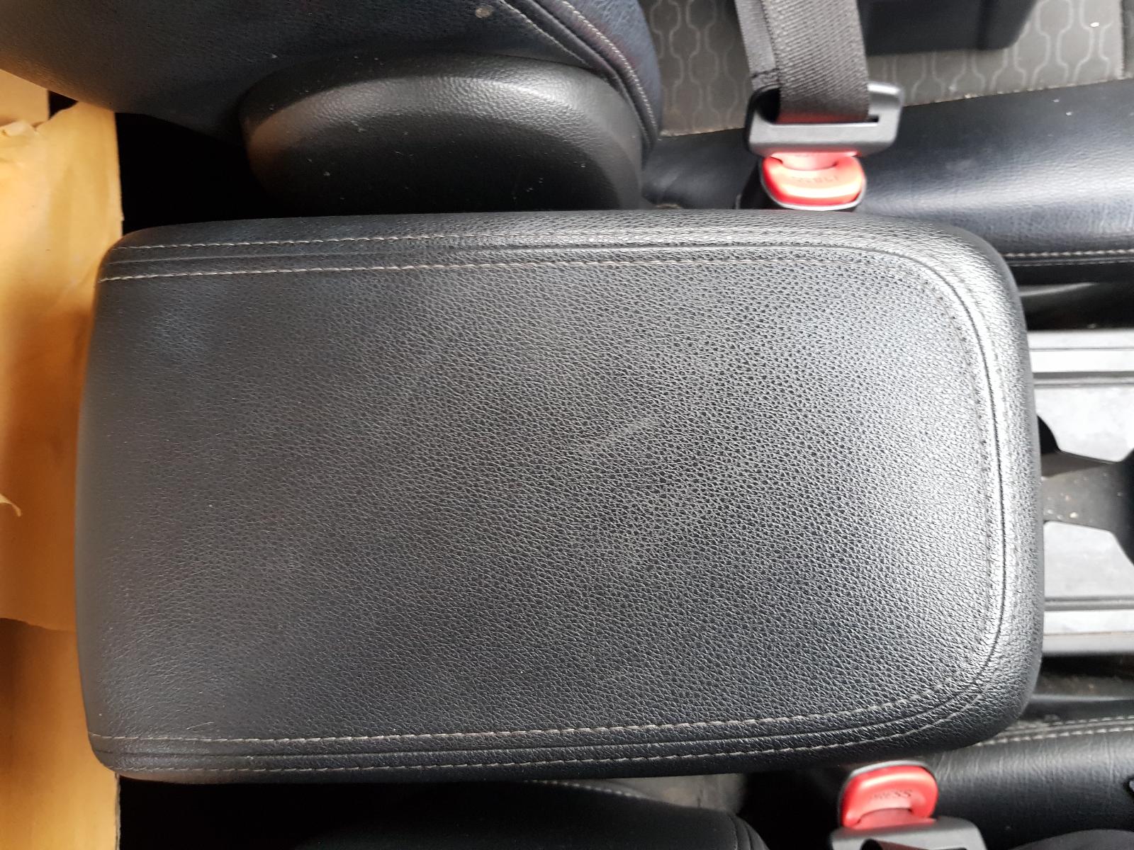 Holden Captiva - Captiva 7 2011-Present