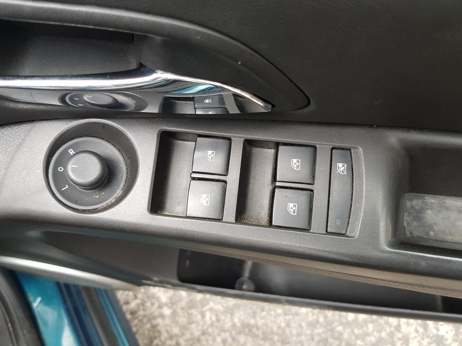 Holden Cruze - 2009-Present