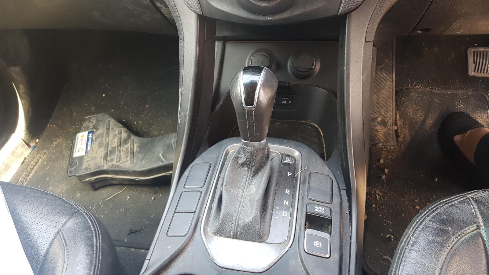 Hyundai Santa Fe - 2013-Present