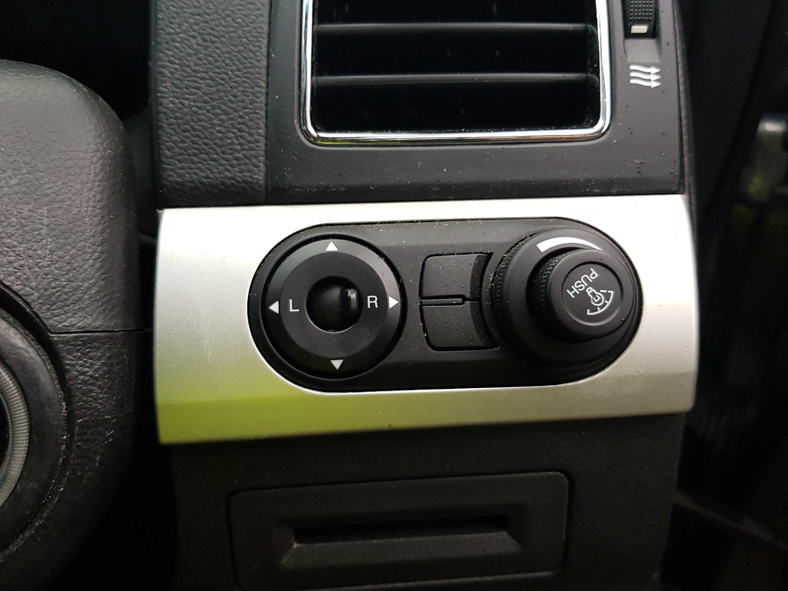 Holden Captiva - Captiva 7 2011-Present