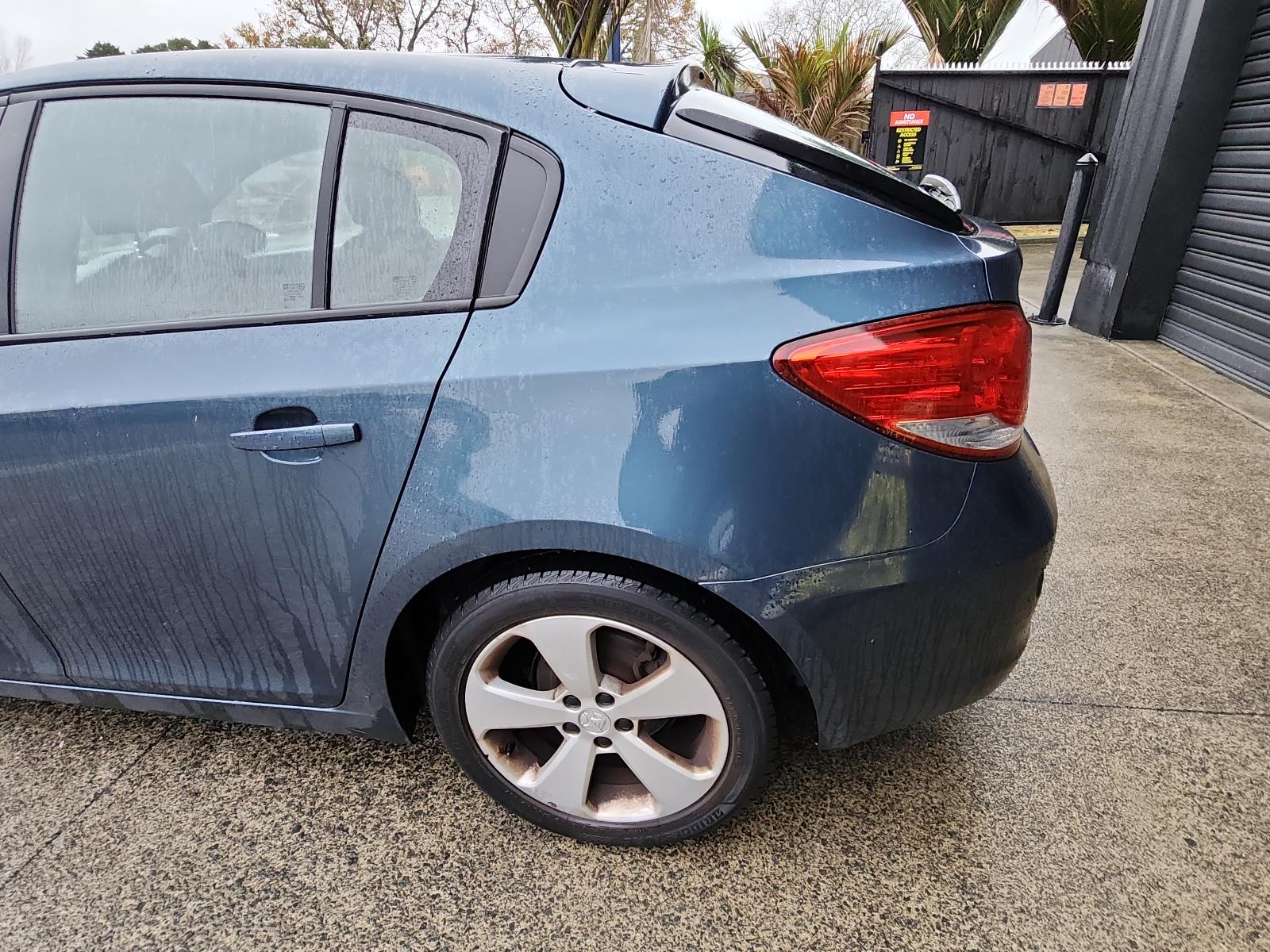 Holden Cruze - 2009-Present