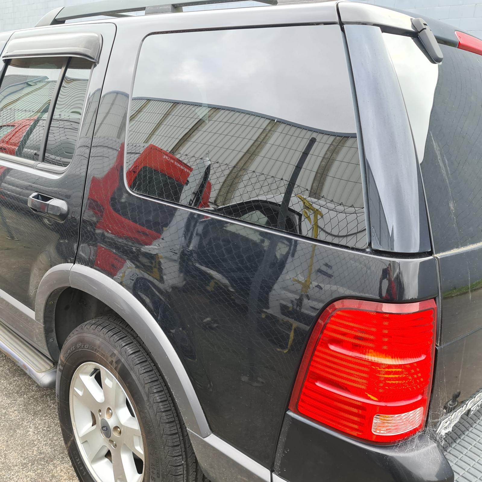 Ford Explorer - UT 2005-2007