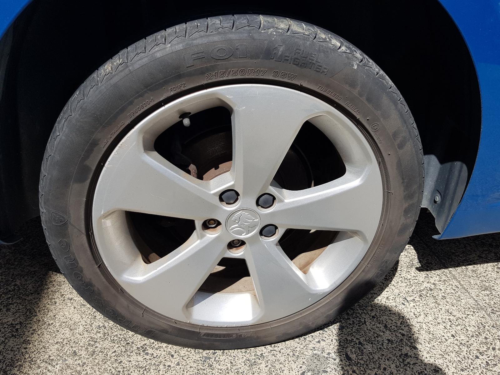 Holden Cruze - 2009-Present