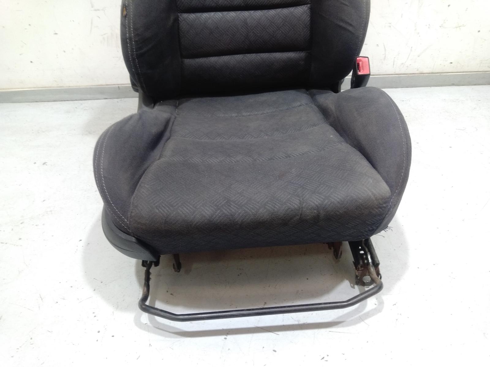 Front_Seat