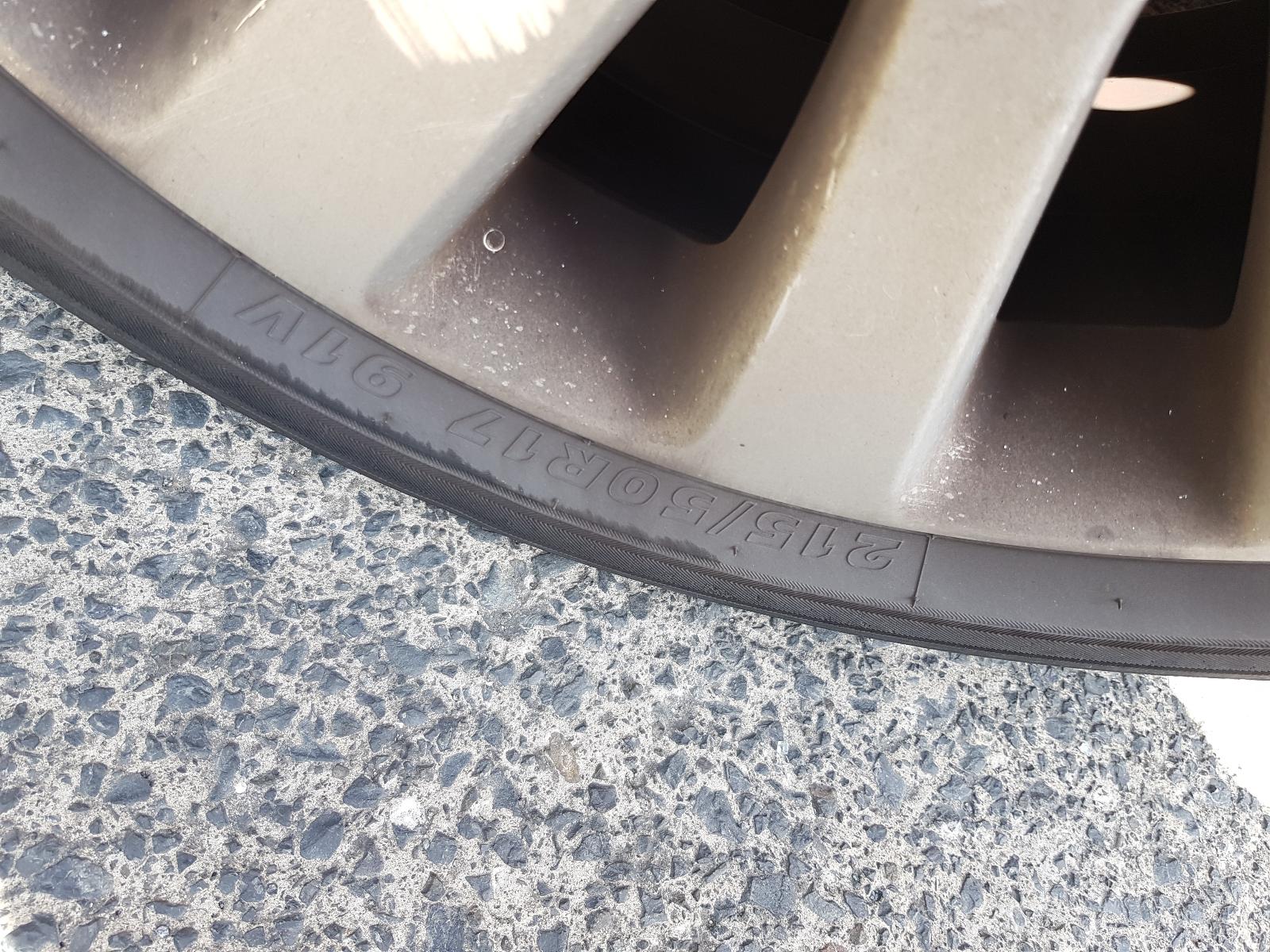 Holden Cruze - 2009-Present