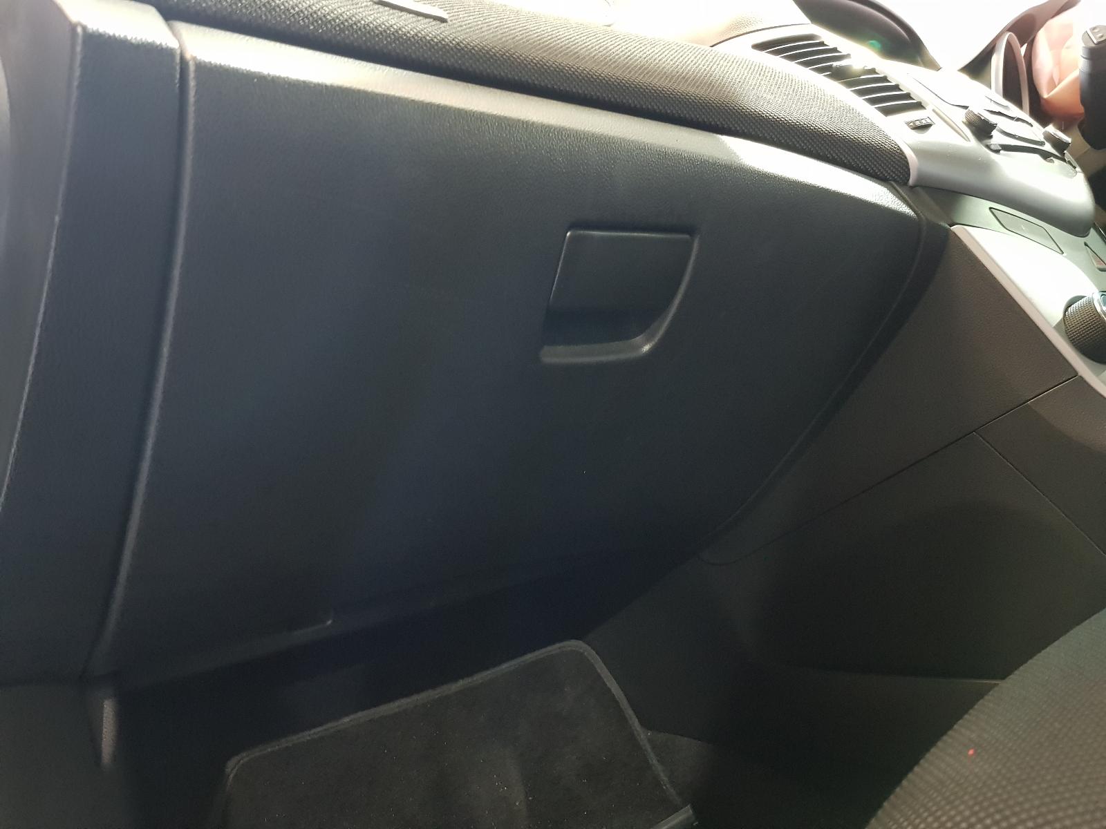 Holden Cruze - 2009-Present