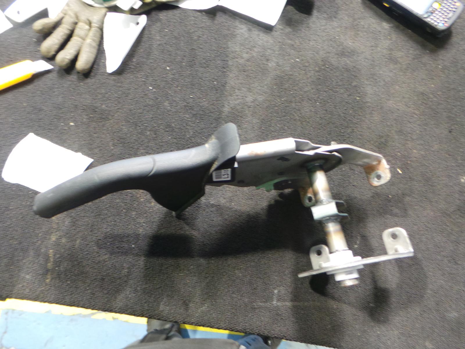 Handbrake_Lever