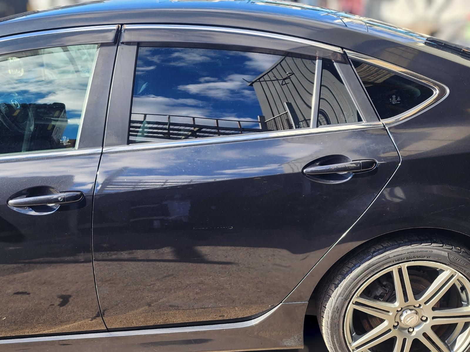 Left_Rear_1q_Door_Glass