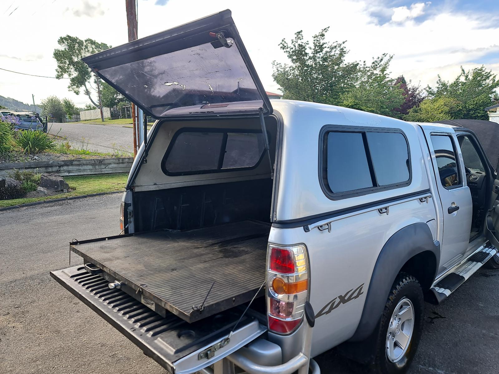 Mazda BT50 - UN 2006-2011